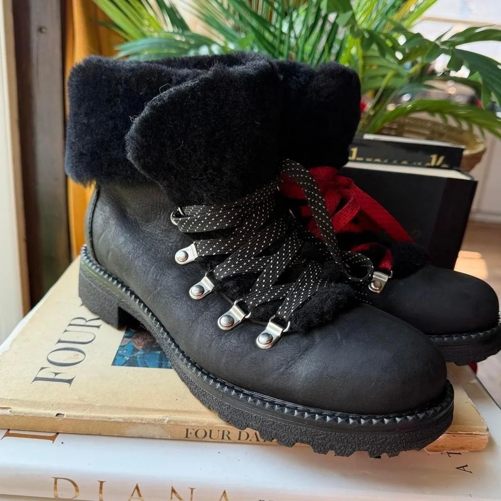 J.Crew Nordic Boots Black Leather Faux Fur Hiking Lug Sole Mismatched Laces 9